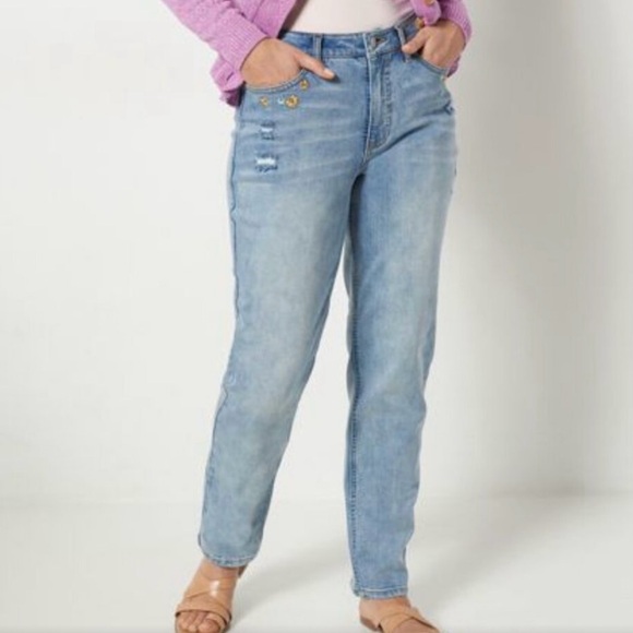 NWT Candace Cameron Bure Med Wash Pacific Girlfriend Jeans Sz 26W - Picture 1 of 6